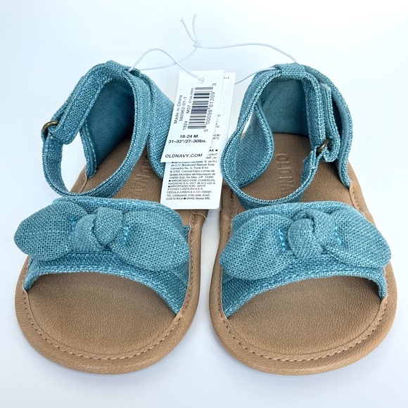 Old Navy Denim Blue Sandals - Baby 18-24 Months - NWT - Velcro Loop Closure Shoe - Picture 1 of 7
